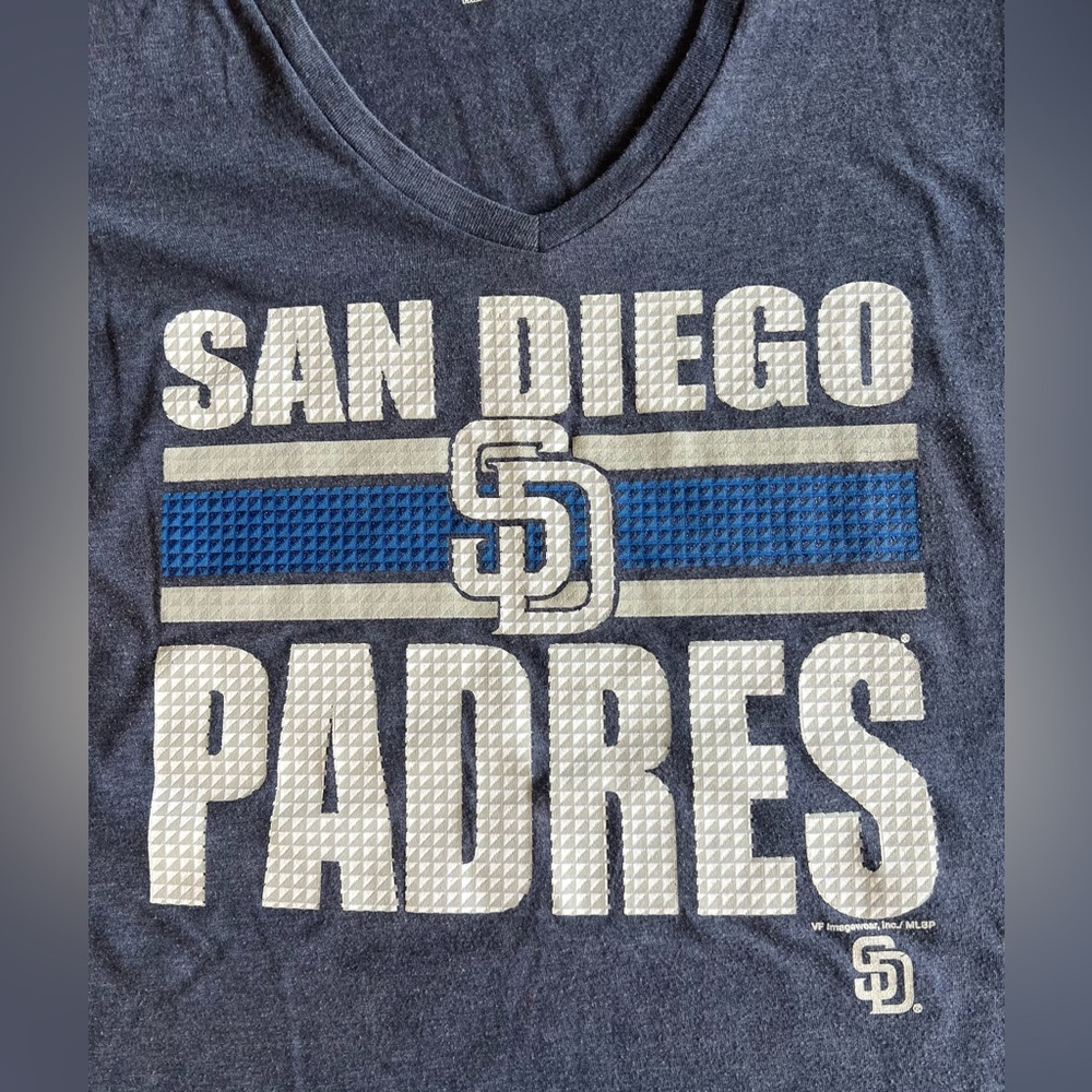 SAN DIEGO PADRES Women’s XL V-Neck Logo T-Shirt Top MLB Genuine Merchandise SD - Picture 2 of 8